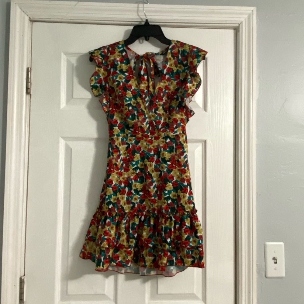 Open back multicolor dress.